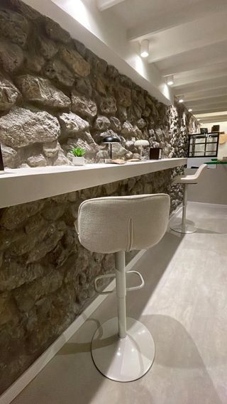 Reformas, arreglos, retoques.