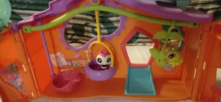 Pet shop