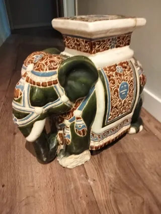 Mesa Elefante Cerámica Vintage