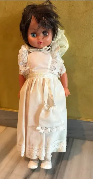 Muñeca Berbesa Primera Comunión Habladora