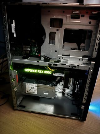 Pc Gaming 5 Gen 7 i5 RTX 3060-12Gb 16Gb Ram Lenovo