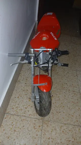 Minimoto de gasolina infantil roja