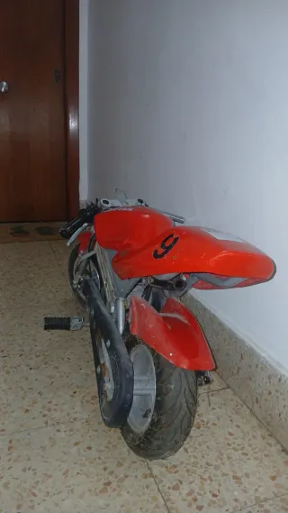 Minimoto de gasolina infantil roja