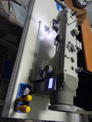 Máquina de coser industrial SG