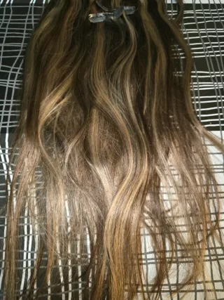 Extensiones de cabello humano