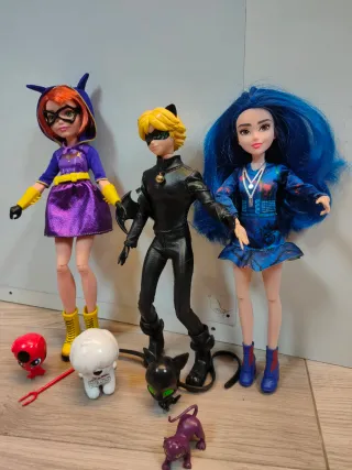 Muñecos Superhéroes de los famosos dibujos....