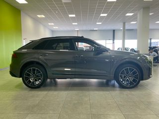 Audi Q8 Black line Quattro 50 3.0 TDI 286CV EL TOP