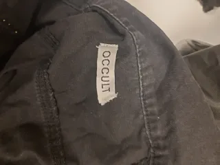 Mono vaquero negro con tachuelas