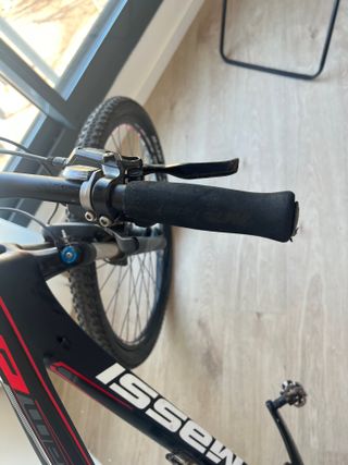 Bicicleta de Montaña Massi Carbono