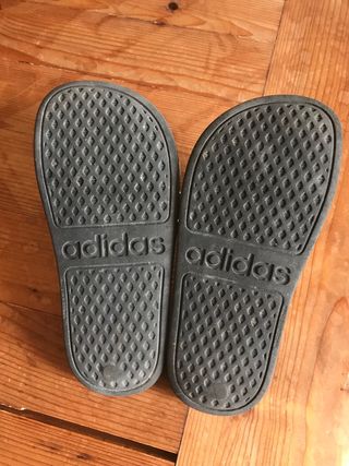 Chanclas Adidas niño talla 30-31