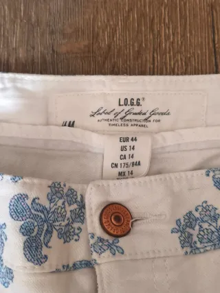 Pantalón H&M estampado floral T.44