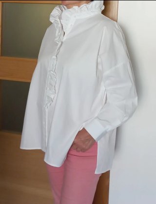 Camisa de ZARA. Sin estrenar. Talla S.