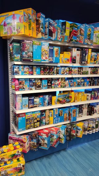 Estanterías metálicas de tienda varios modelos