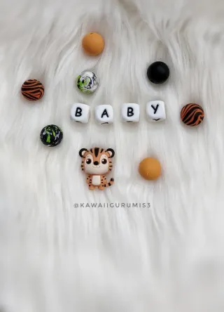 Chupetero bebe león nombre personalizado