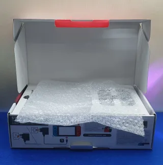 CONSOLA NINTENDO SWITCH COMPLETA