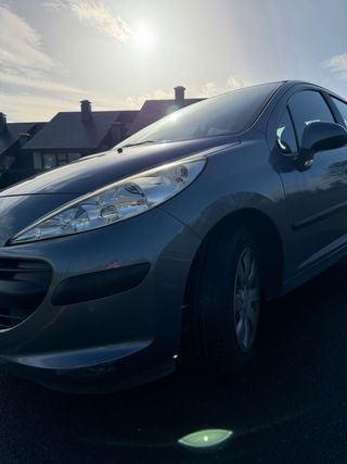Peugeot 207 2009