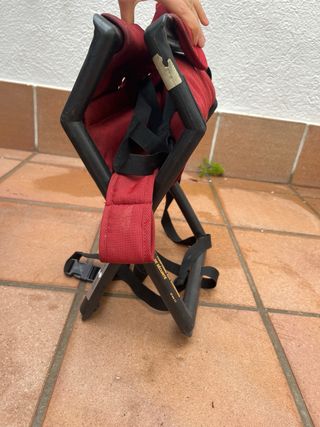 Silla de bebé roja PLAY