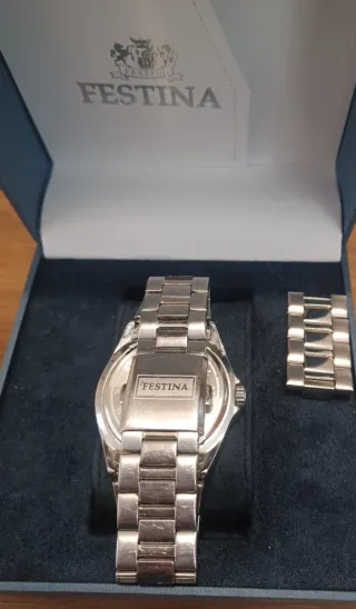Reloj Festina Acero Clasico F16374/1 analógico