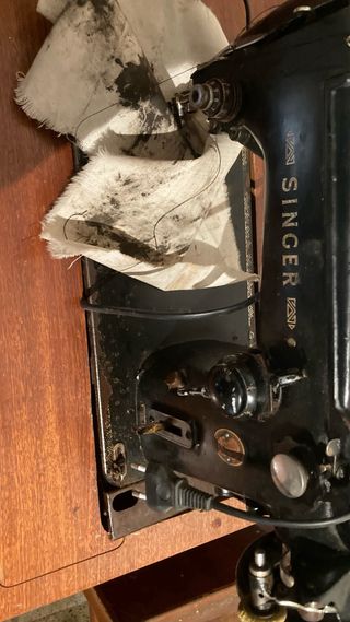 Macchina da cucire Singer 306M con mobiletto