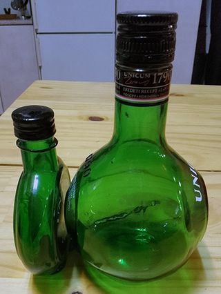 Botellas Zwack Unicum (2 unidades)