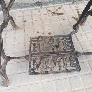 Máquina de coser Howe