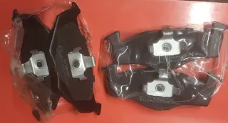 Pastiglie freni anteriori Ridex 402B0369