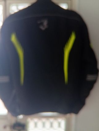 Chaqueta Moto Negra marca bela