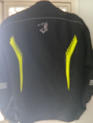 Chaqueta Moto Negra marca bela