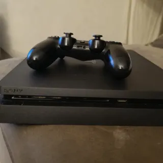 PS4 (PlayStation 4) Negra