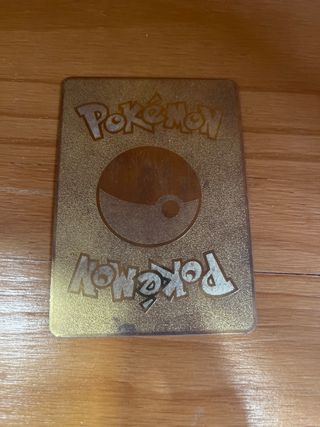 Carta Pokémon Charizard VMAX Rainbow Rare