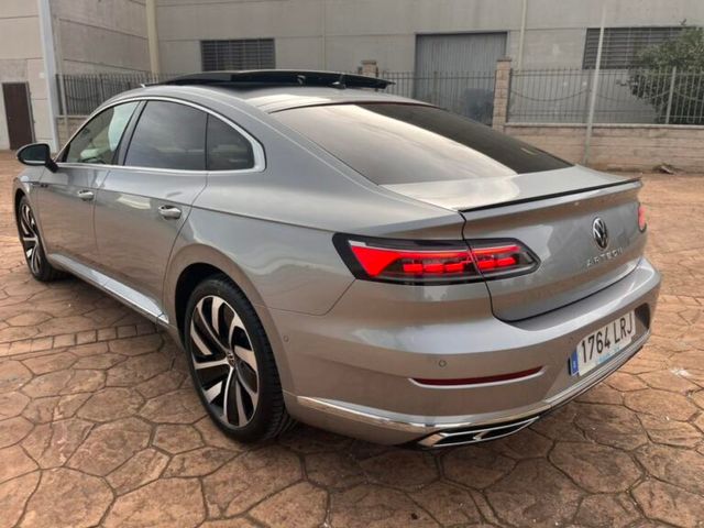 Volkswagen Arteon R-Line 150cv 2021 desde 374€/mes