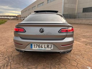 Volkswagen Arteon R-Line 150cv 2021 desde 374€/mes