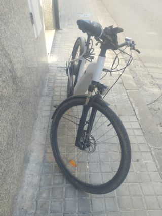 Bicicleta eléctrica Decathlon E100 ACTiV