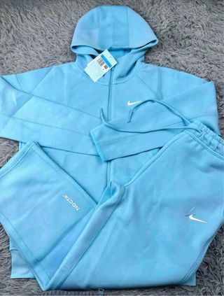 Conjunto Nike Chandal Colores