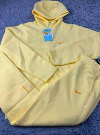 Conjunto Nike Chandal Colores