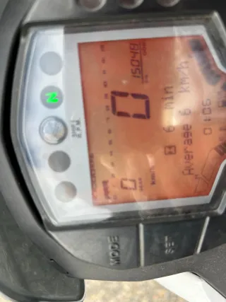 KTM Duke 125 2015 con Top Case