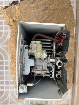 Calentador Necker 10L Gas Butano