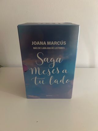 Estuche Saga Meses a tu lado / Months by Your S...