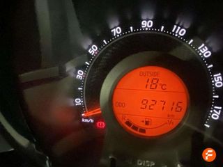 Toyota Aygo 1.0 70 x-play
