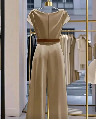 Mono beige Shein Talla XL/44 Cinturón no incluido.