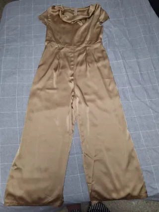 Mono beige Shein Talla XL/44 Cinturón no incluido.