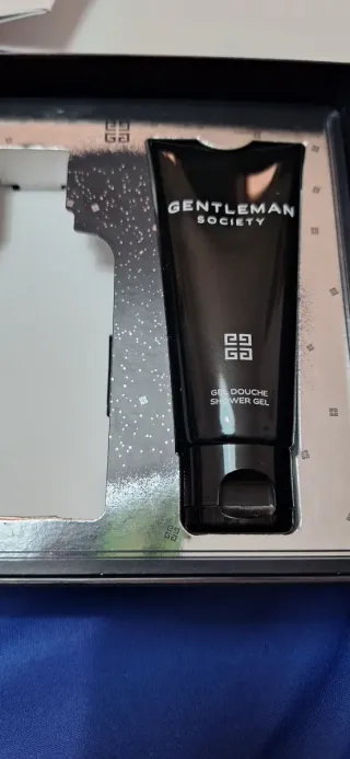 Givenchy Gentleman Society Gel Doccia