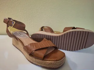 Sandalias Stradivarius Cuña Yute Marrón
