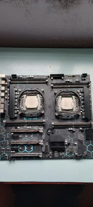 Placa Base MACHINIST X99 MD8 + 2 Xeon E5 2650 V3