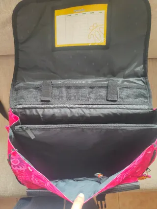 Mochila con compartimentos