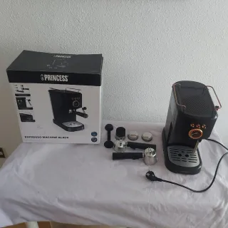 Cafetera Espresso Princess Negra