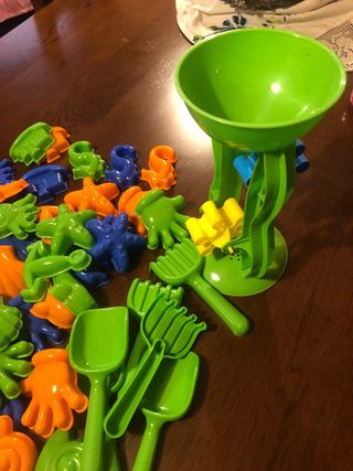 Giochi da spiaggia: formine e palette