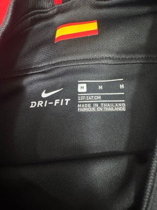 Conjunto Fútbol Niño Nike Negro/Rojo