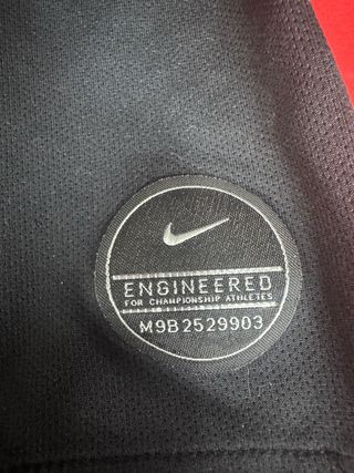 Conjunto Fútbol Niño Nike Negro/Rojo