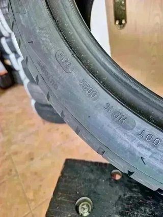 245 40 R19 94Y RF Michelin - 1 neumático +95%